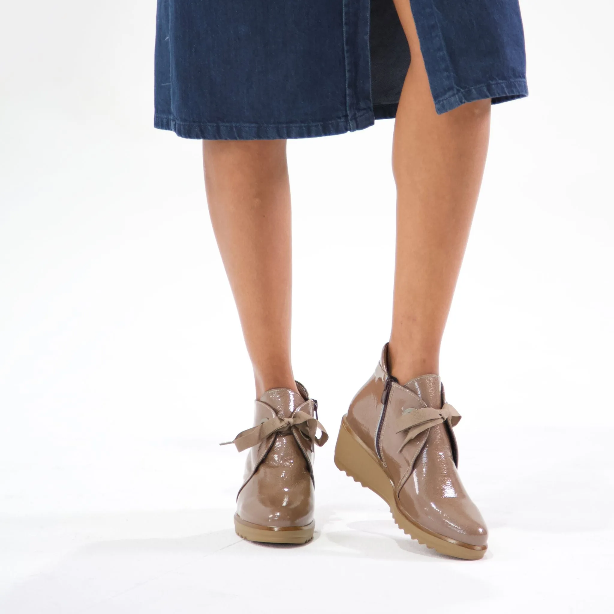 4664 Taupe Patent Ankle Boots