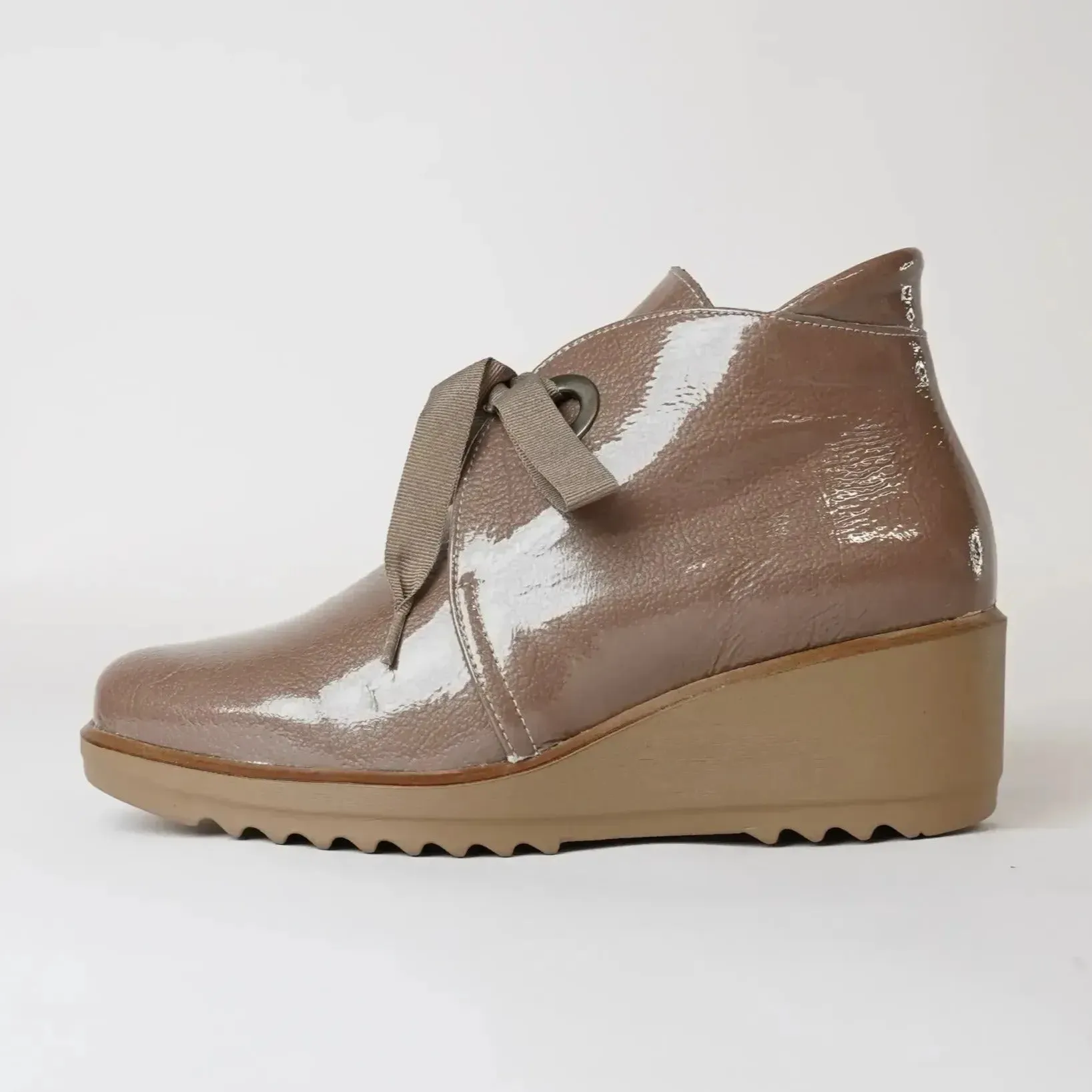 4664 Taupe Patent Ankle Boots