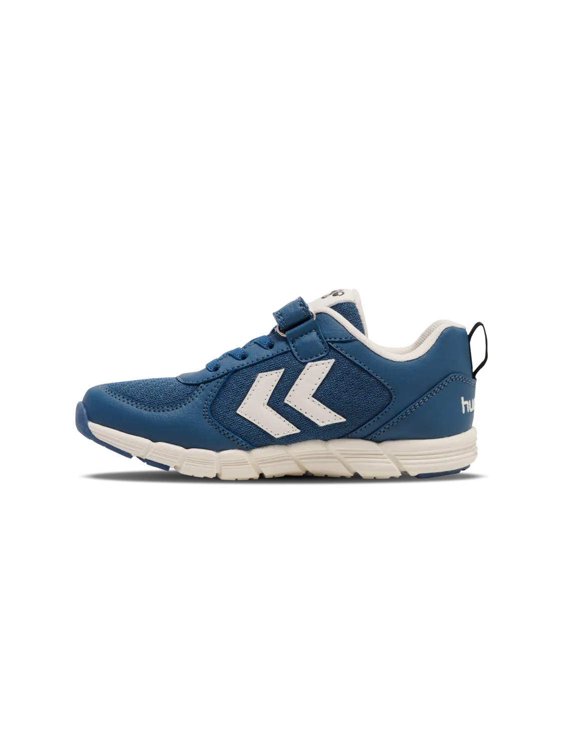 <p>Sneakers</p>