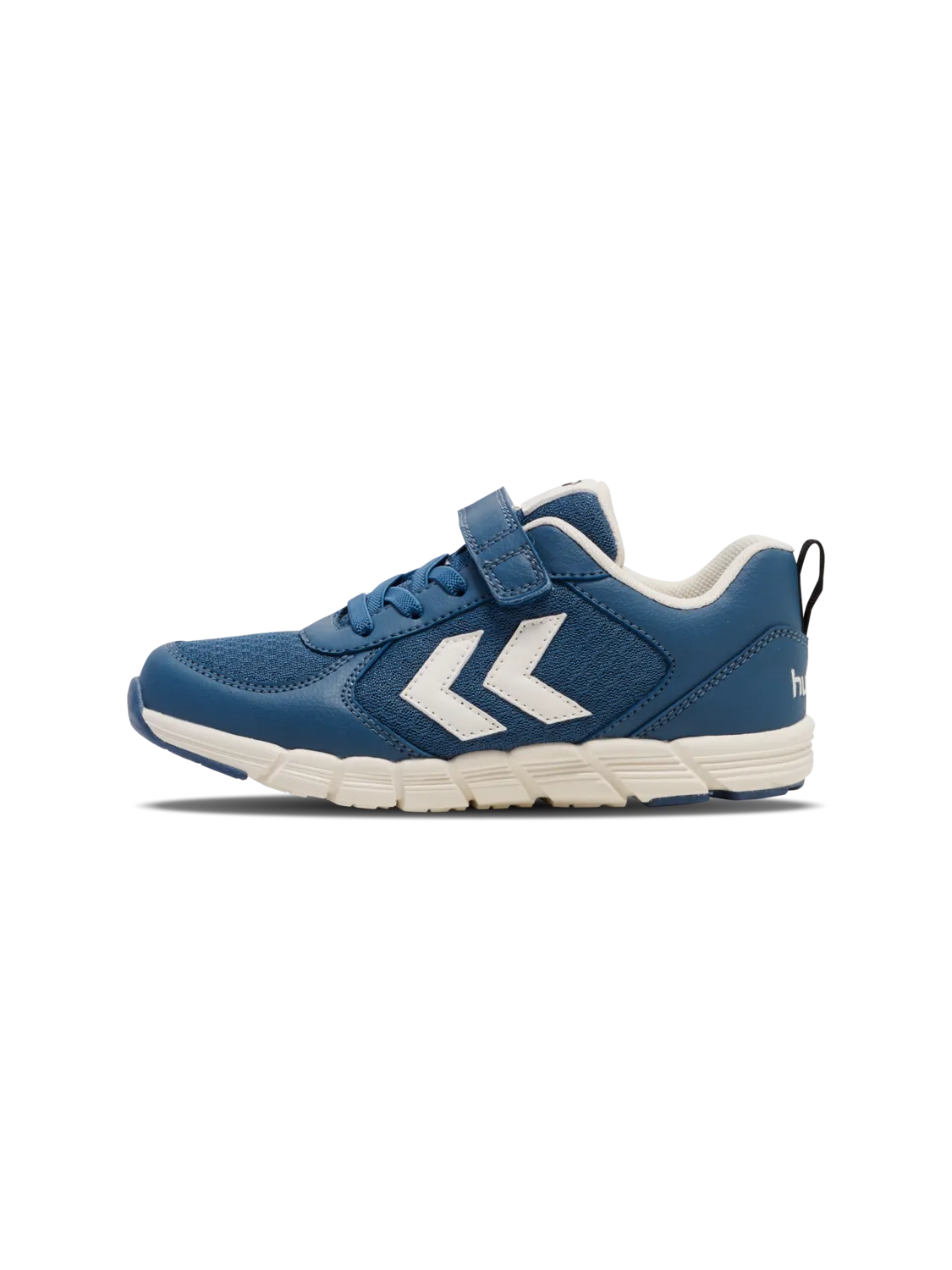 <p>Sneakers</p>