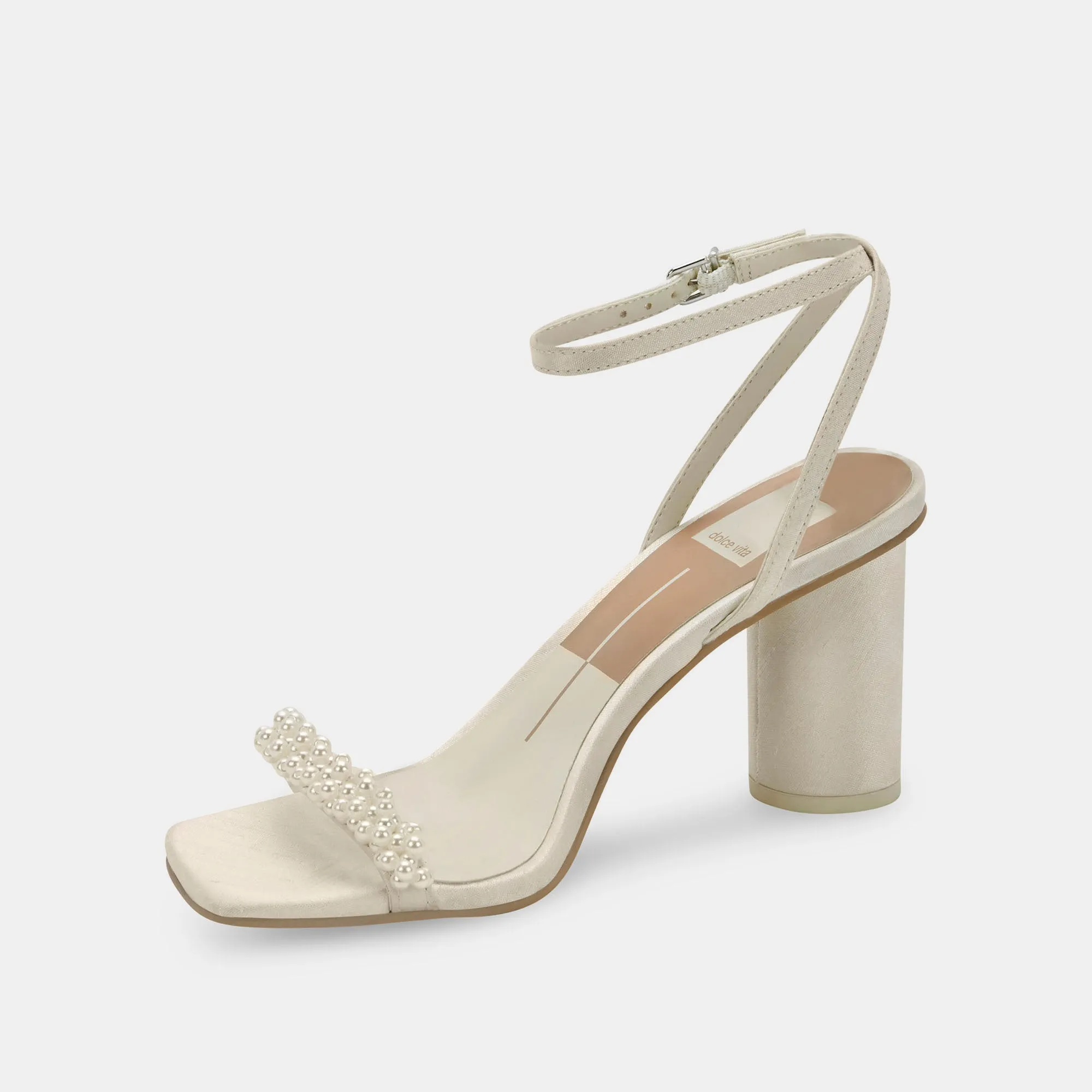 NORY WIDE HEELS VANILLA PEARLS