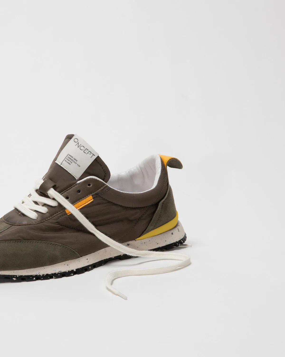 Oncept Men Tokyo Sneakers in Alpine